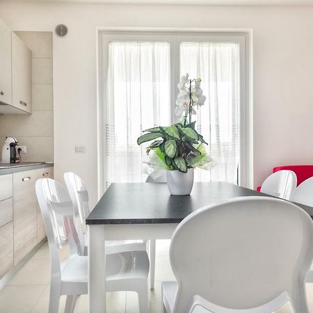 Apartments Giuliana บาร์โดลิโน ภายนอก รูปภาพ