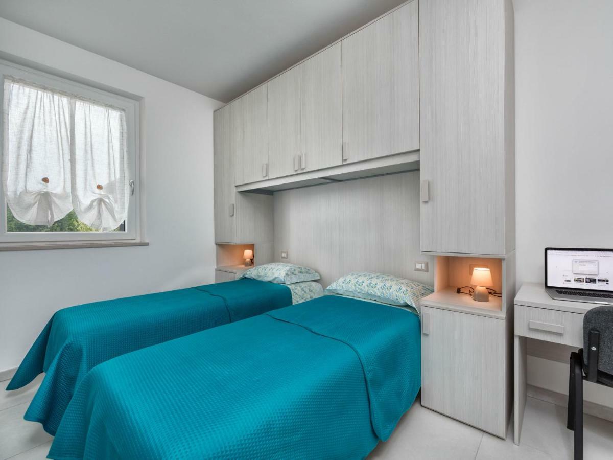Apartments Giuliana บาร์โดลิโน ภายนอก รูปภาพ