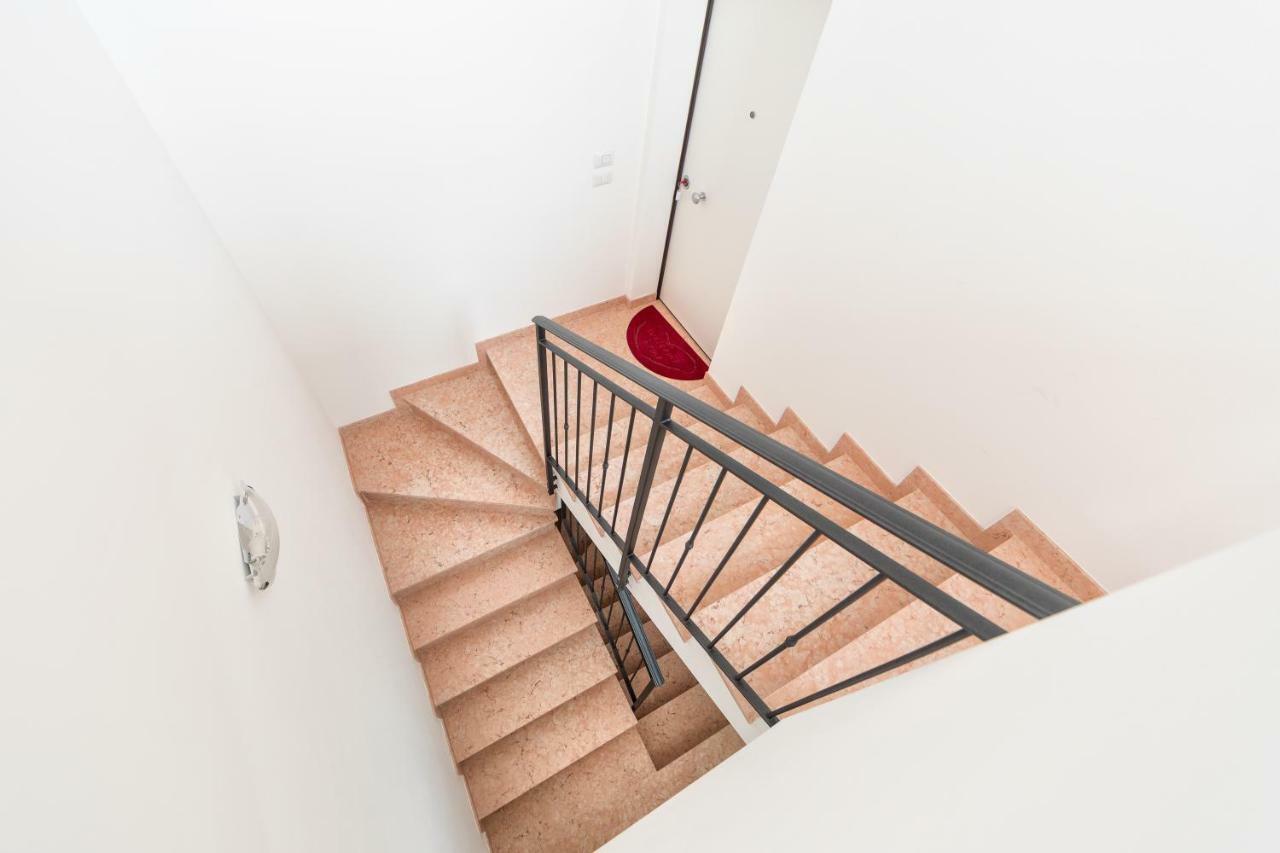 Apartments Giuliana บาร์โดลิโน ภายนอก รูปภาพ