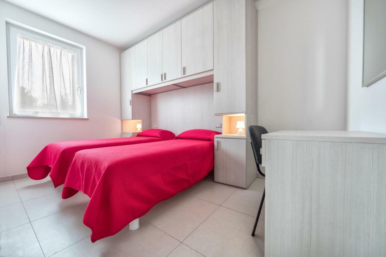 Apartments Giuliana บาร์โดลิโน ภายนอก รูปภาพ
